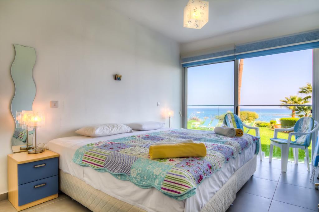 Beachfront Trident プロタラス エクステリア 写真