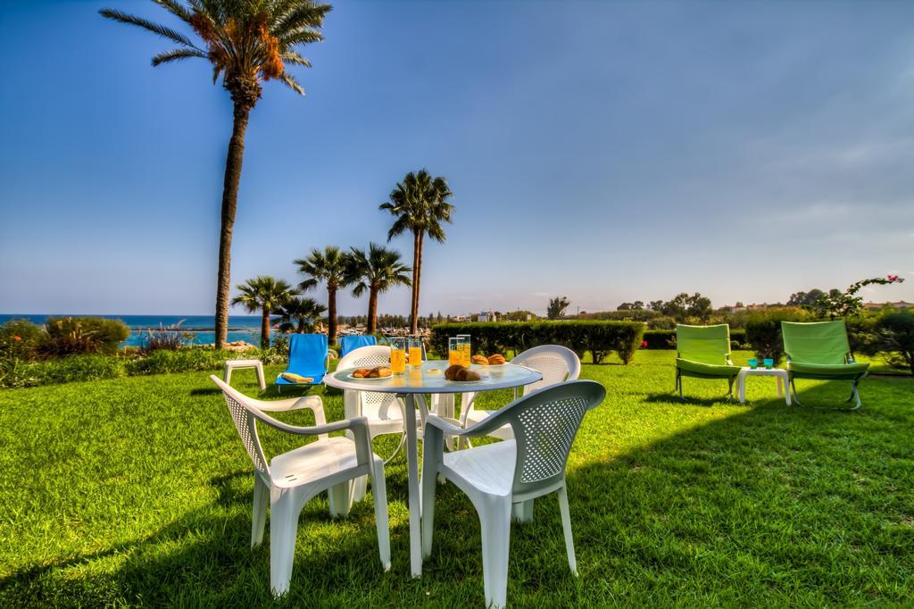 Beachfront Trident プロタラス エクステリア 写真
