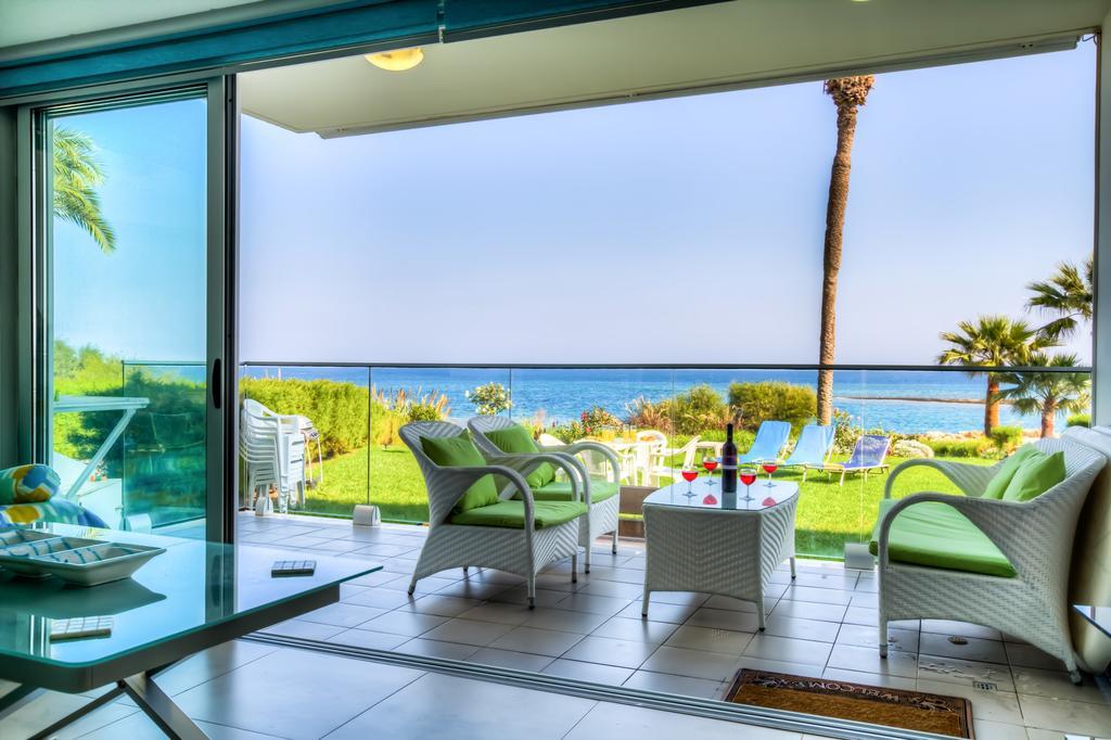 Beachfront Trident プロタラス エクステリア 写真