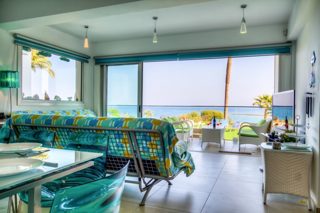 Beachfront Trident プロタラス エクステリア 写真